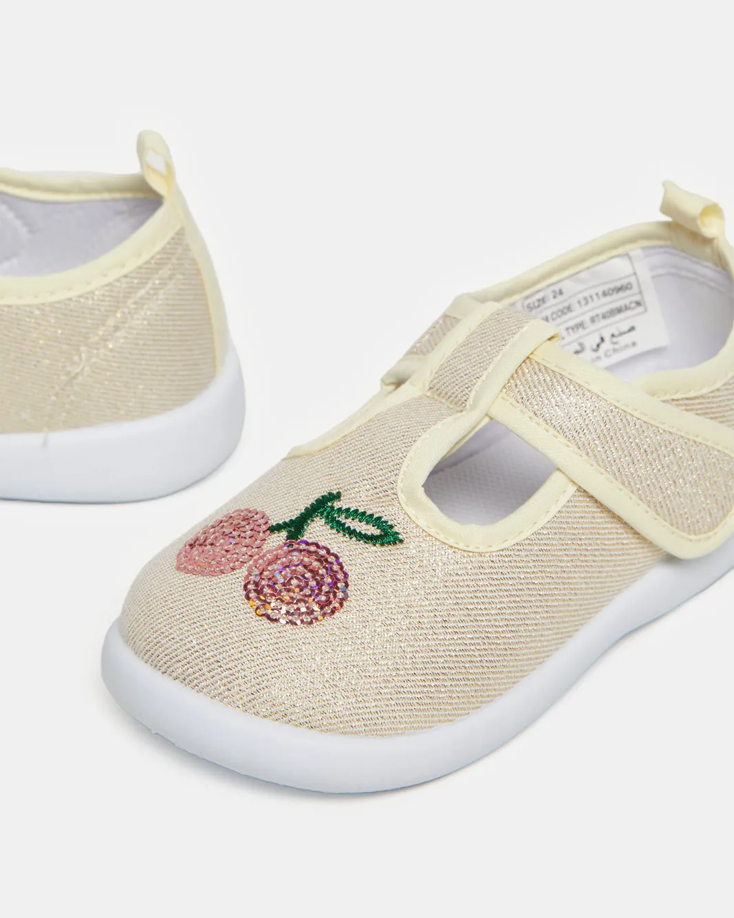 Infant Girls Gold Sequin Sneaker sold by Redtag product image thumbnail 3