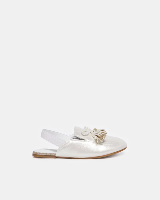 Girls White Tussle Bow Mule sold by Redtag