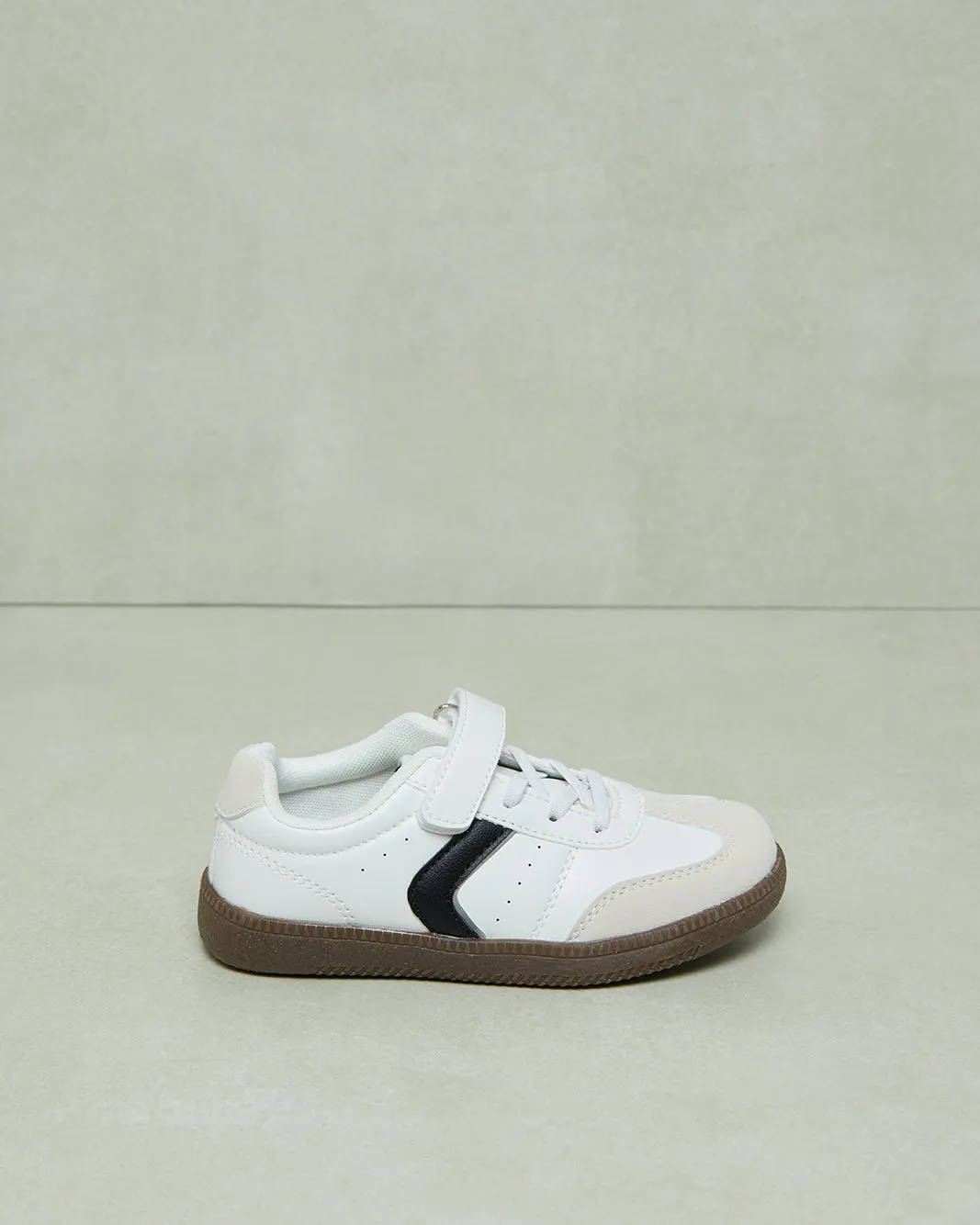 Boys White Material Block Sneakers sold by Redtag