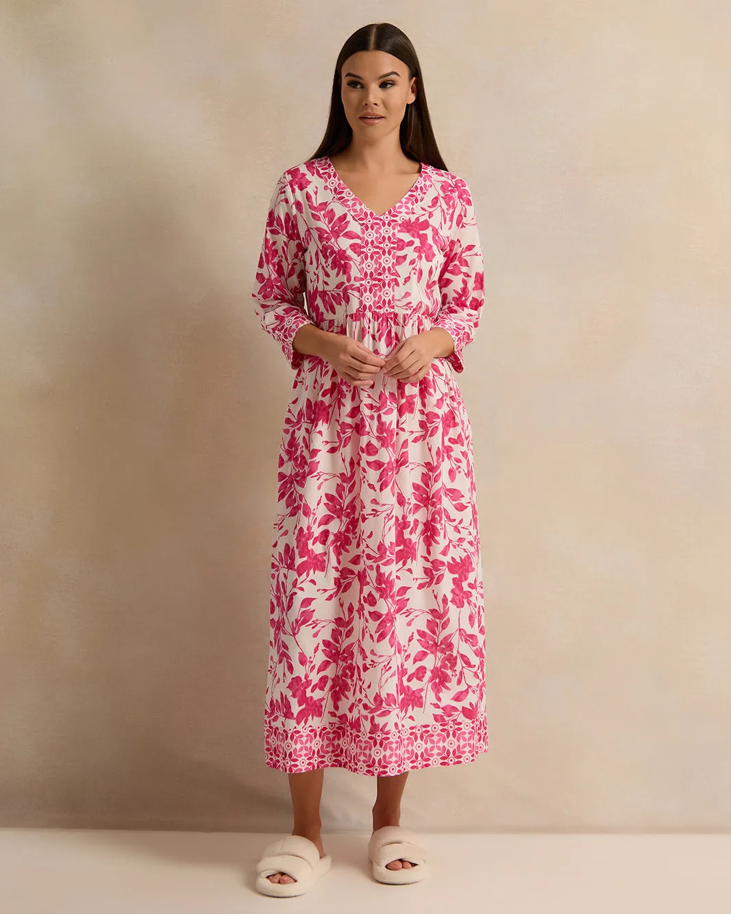 Women White And Fuchsia Nightgown sold by Redtag product image thumbnail 4