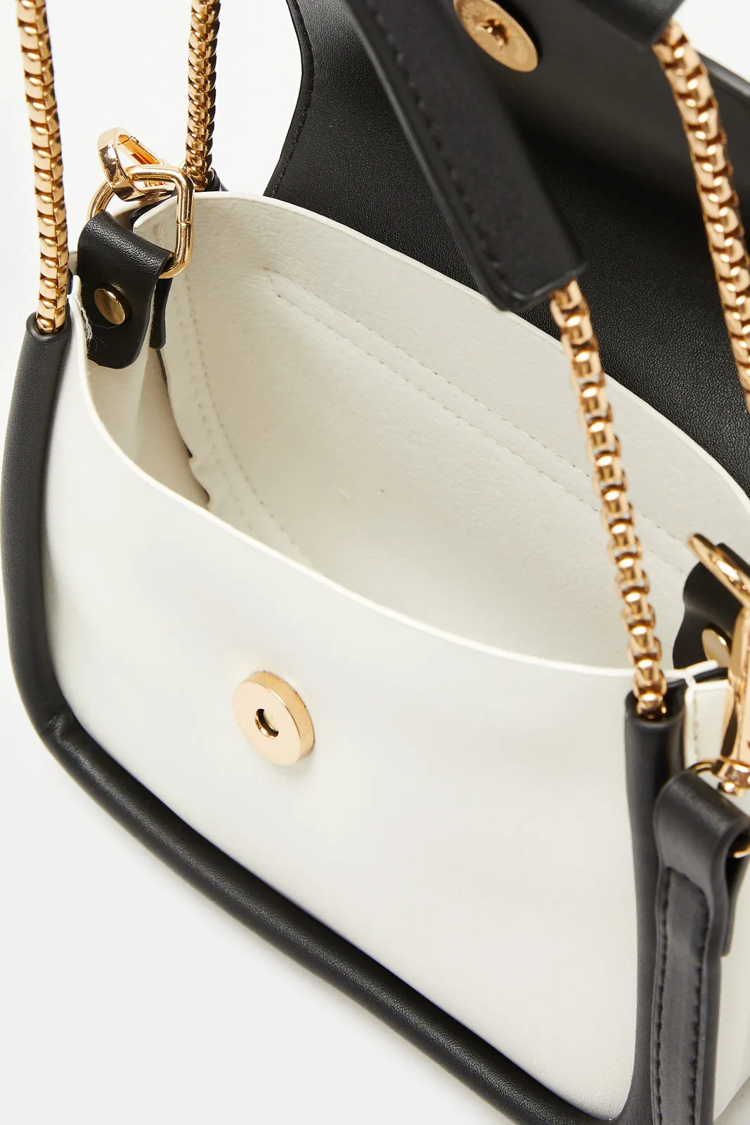 Women Black And White Messenger Bag sold by Redtag product image thumbnail 4