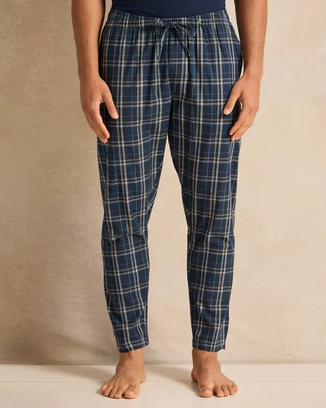 Men Black Checkered Pyjama Bottom sold by Redtag