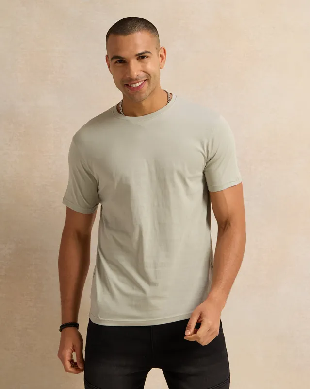 Men Teal Plain Basic T-Shirt sold by Redtag
