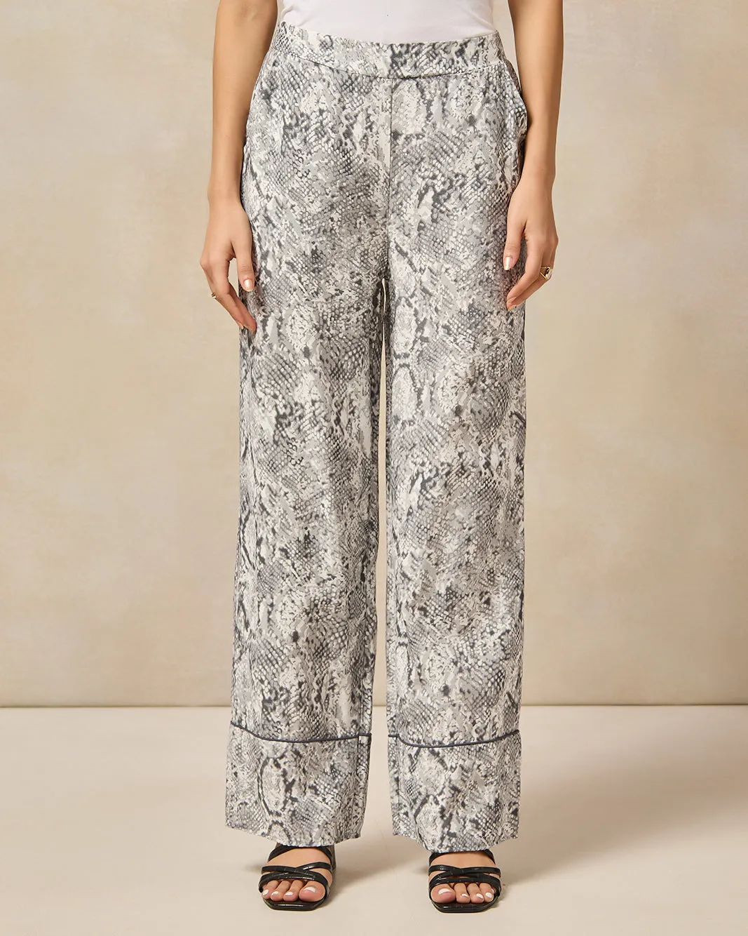 Women Grey Printed Wide Leg Trouser sold by Redtag