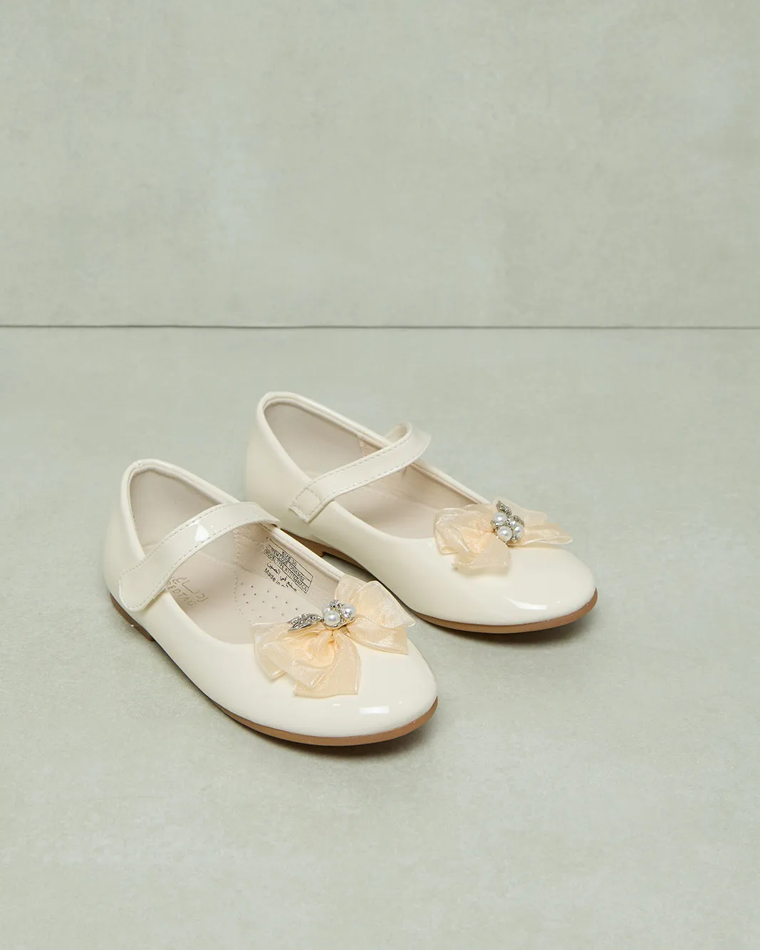 Girls Cream Pearl Bow Ballerina sold by Redtag product image thumbnail 2