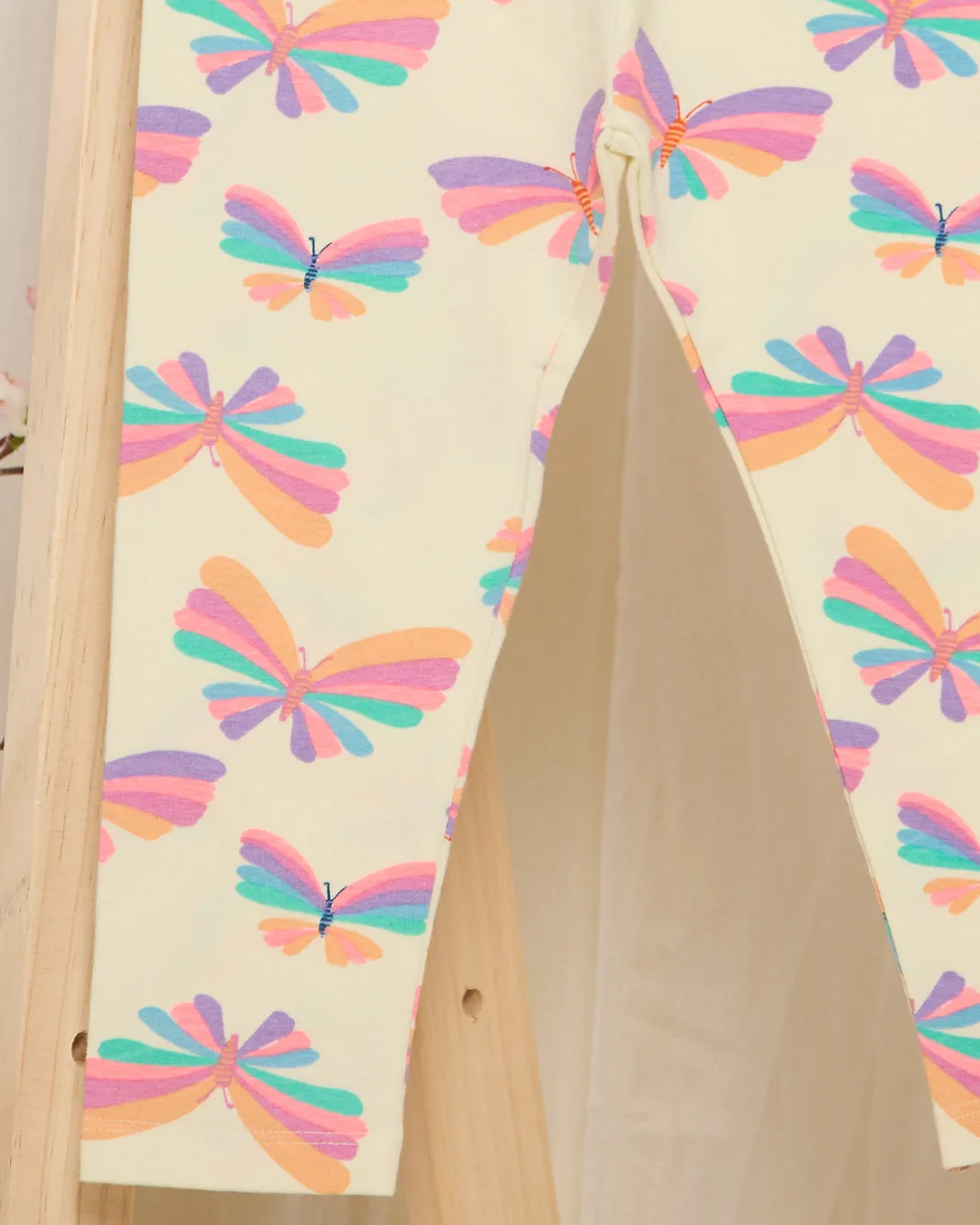 Infant Girls Yellow Bow Print Leggings sold by Redtag product image thumbnail 3