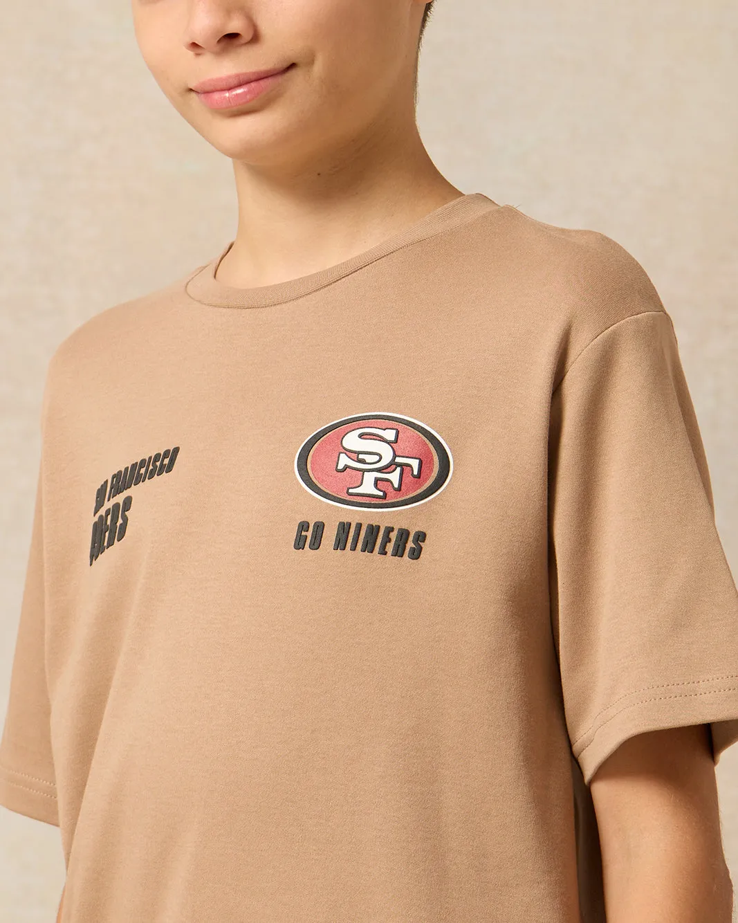 Senior Boys Brown Over Size San Francisco 49Ers T-Shirt sold by Redtag product image thumbnail 4
