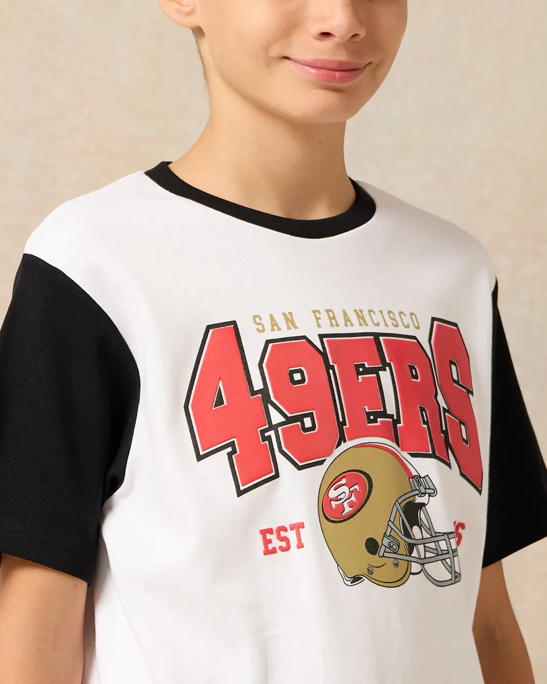 Senior Boys White Over Size San Francisco 49Ers T-Shirt sold by Redtag product image thumbnail 4