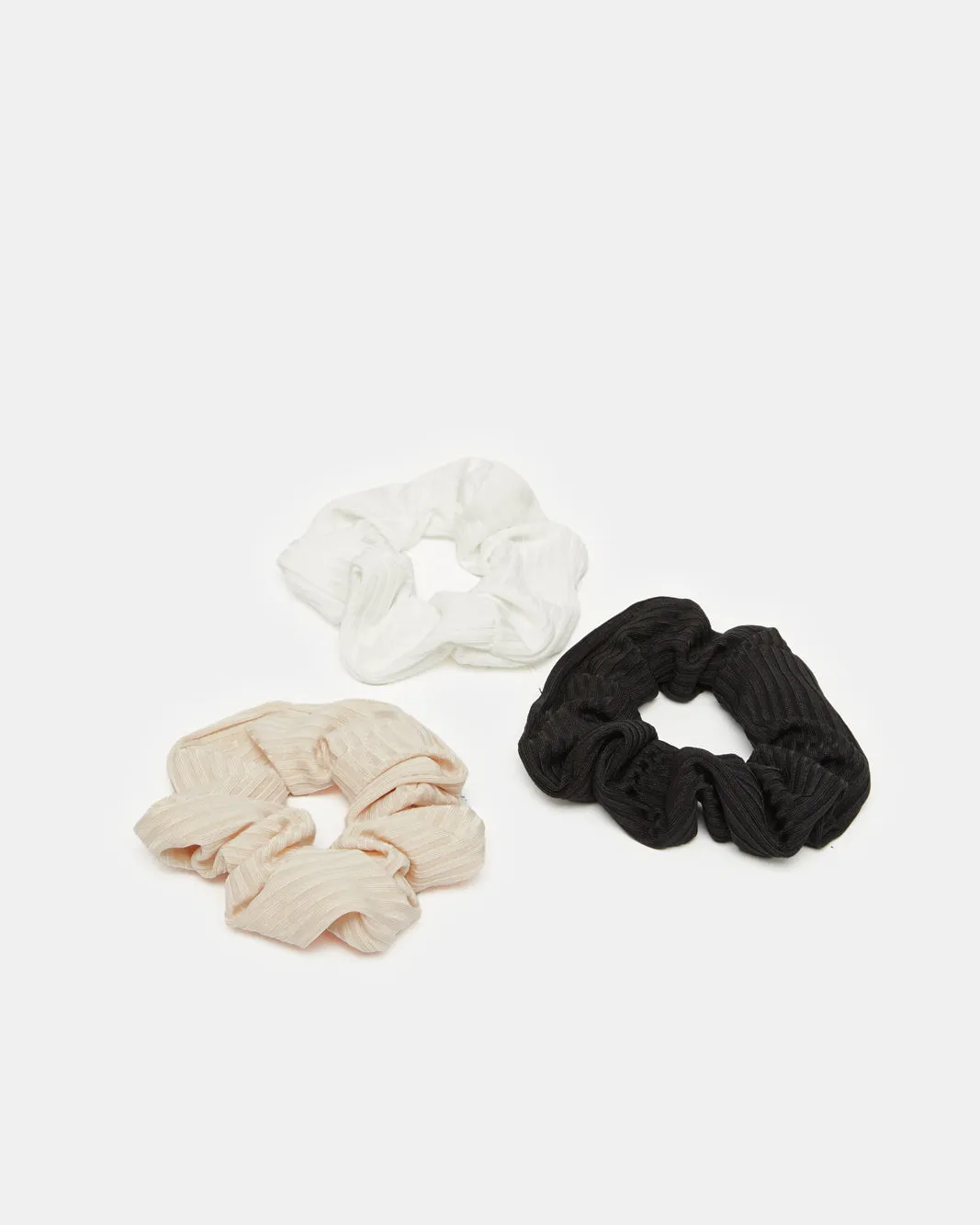 Women Assorted Plain Scrunchy Set (3 Piece) sold by Redtag product image thumbnail 2
