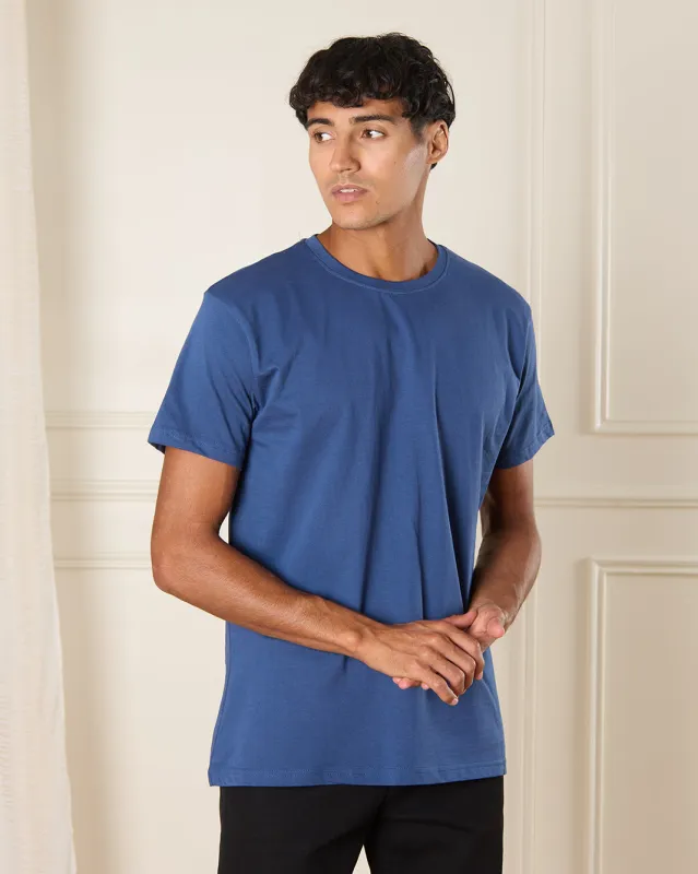 Men Blue Solid T-Shirt sold by Redtag