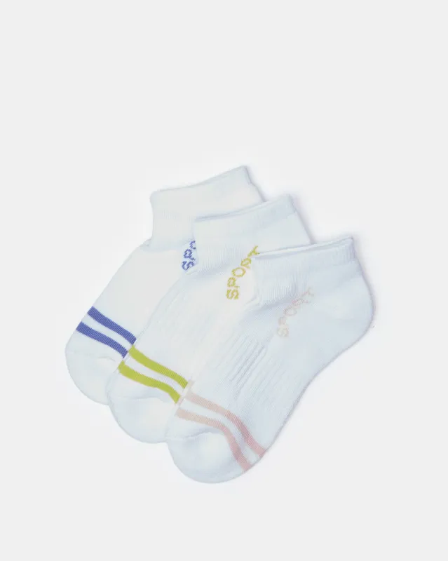 Girls White Ankle Length Socks (3Pairs) sold by Redtag