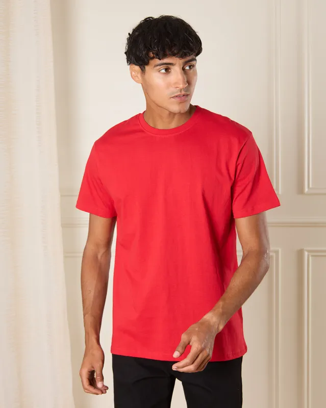 Men Red Solid T-Shirt sold by Redtag