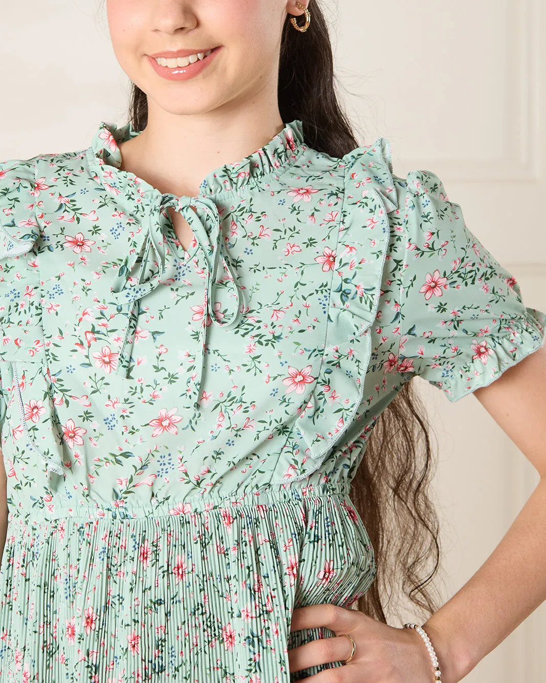 Senior Girls Green Floral Dress sold by Redtag product image thumbnail 4
