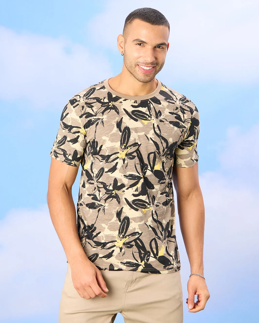 Men Beige Floral Print T-Shirt sold by Redtag