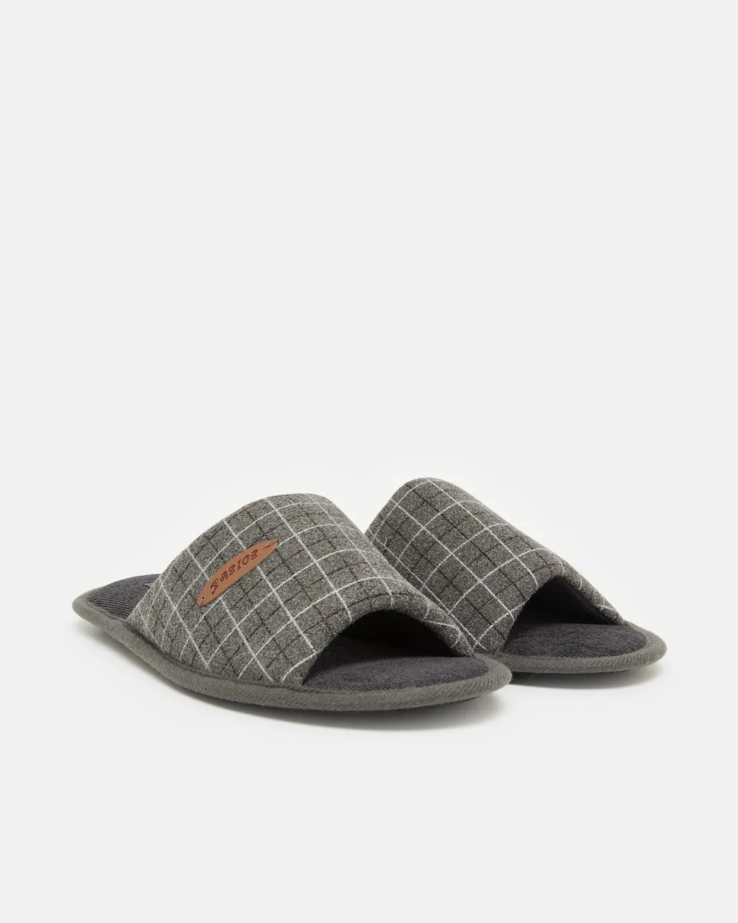 Men Grey Checkered Slipper sold by Redtag product image thumbnail 2