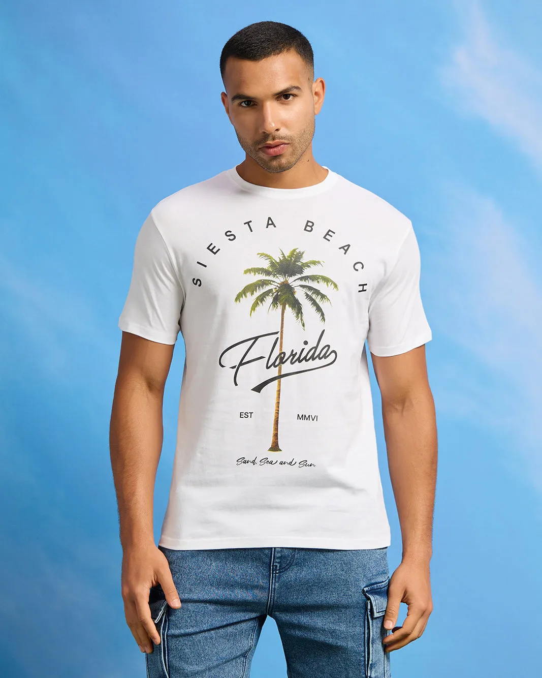 Men White Graphic T-Shirt sold by Redtag