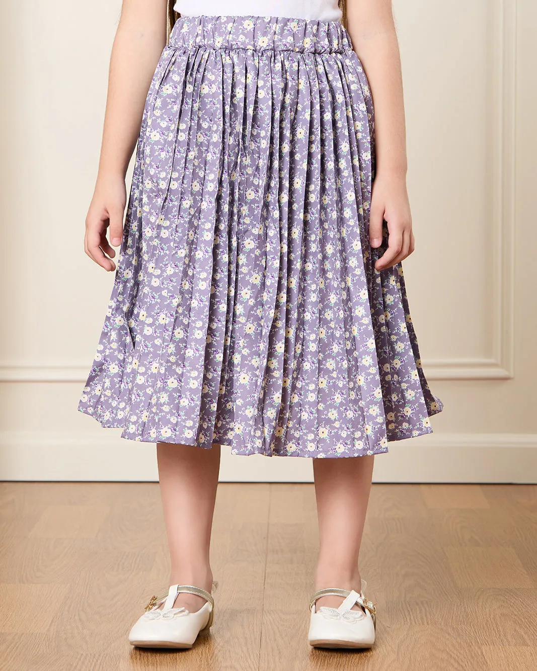 Girls White And Lilac Printed Casual Set (2 Piece) sold by Redtag product image thumbnail 3