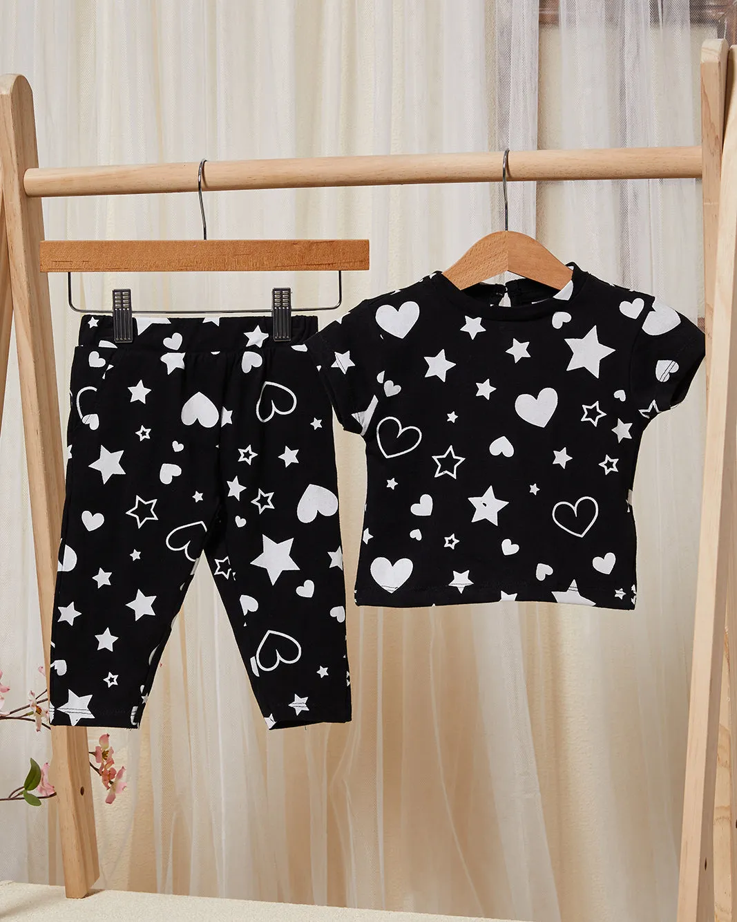 Infant Girls Black Hearts Print Pyjama Set (2 Piece) sold by Redtag