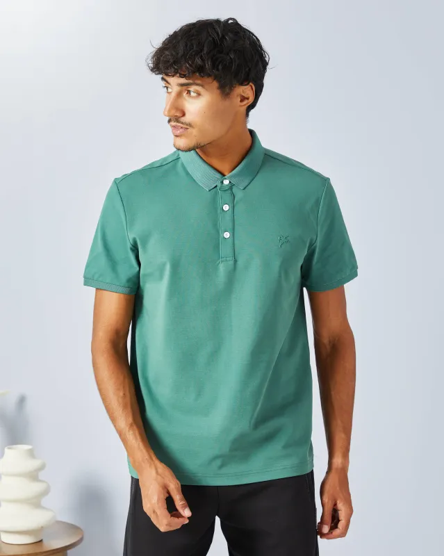 Men Green Plain Polo Shirt sold by Redtag