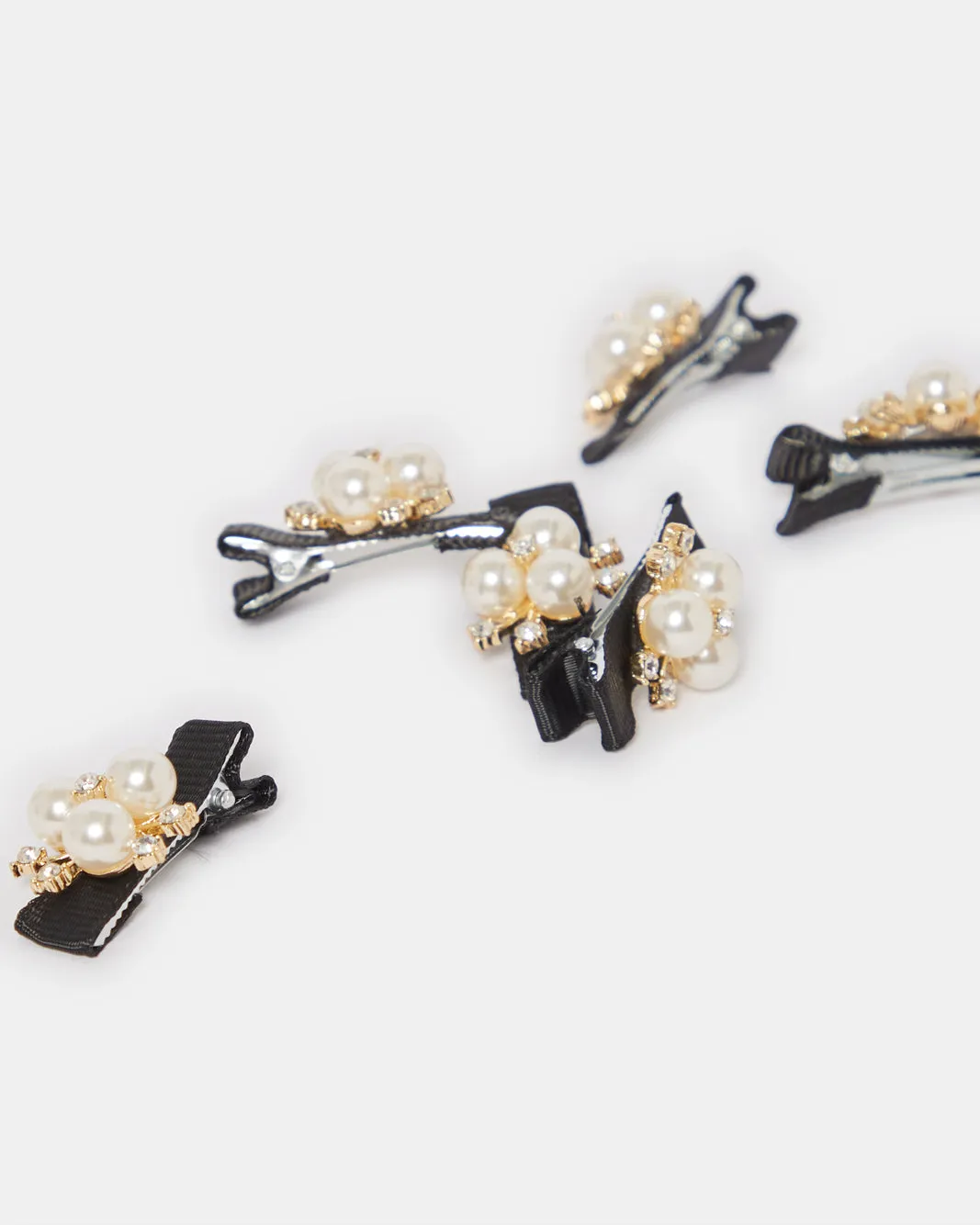 Women Assorted Embellished Hair Clip Set (Pack of 6) sold by Redtag product image thumbnail 4