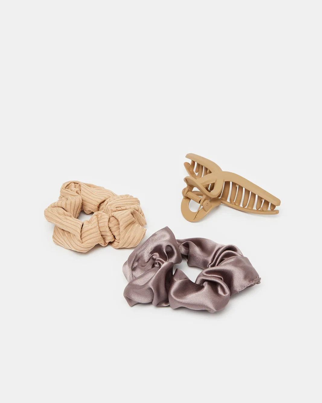 Women Assorted Scrunchy And Hair Claw Set (Pack of 3) sold by Redtag product image thumbnail 2