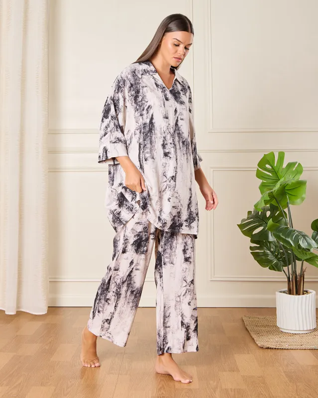 Women White Floral Print Pyjama Set (2 Piece) sold by Redtag