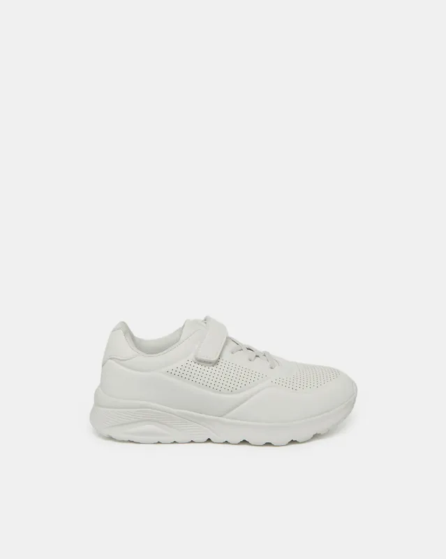 Senior Boys White Plain Trainer sold by Redtag