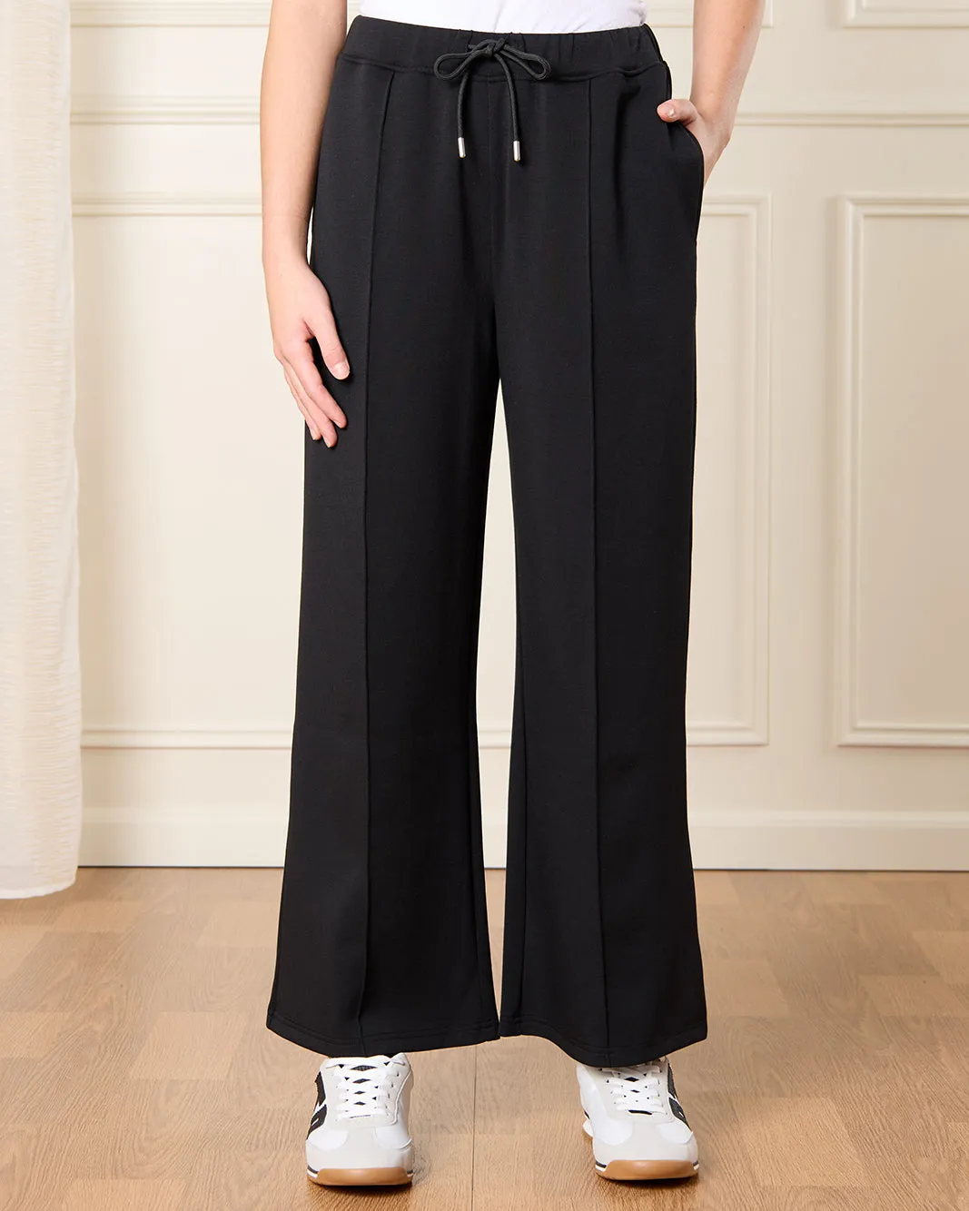 Senior Girls Black Wide Leg Active Pants sold by Redtag