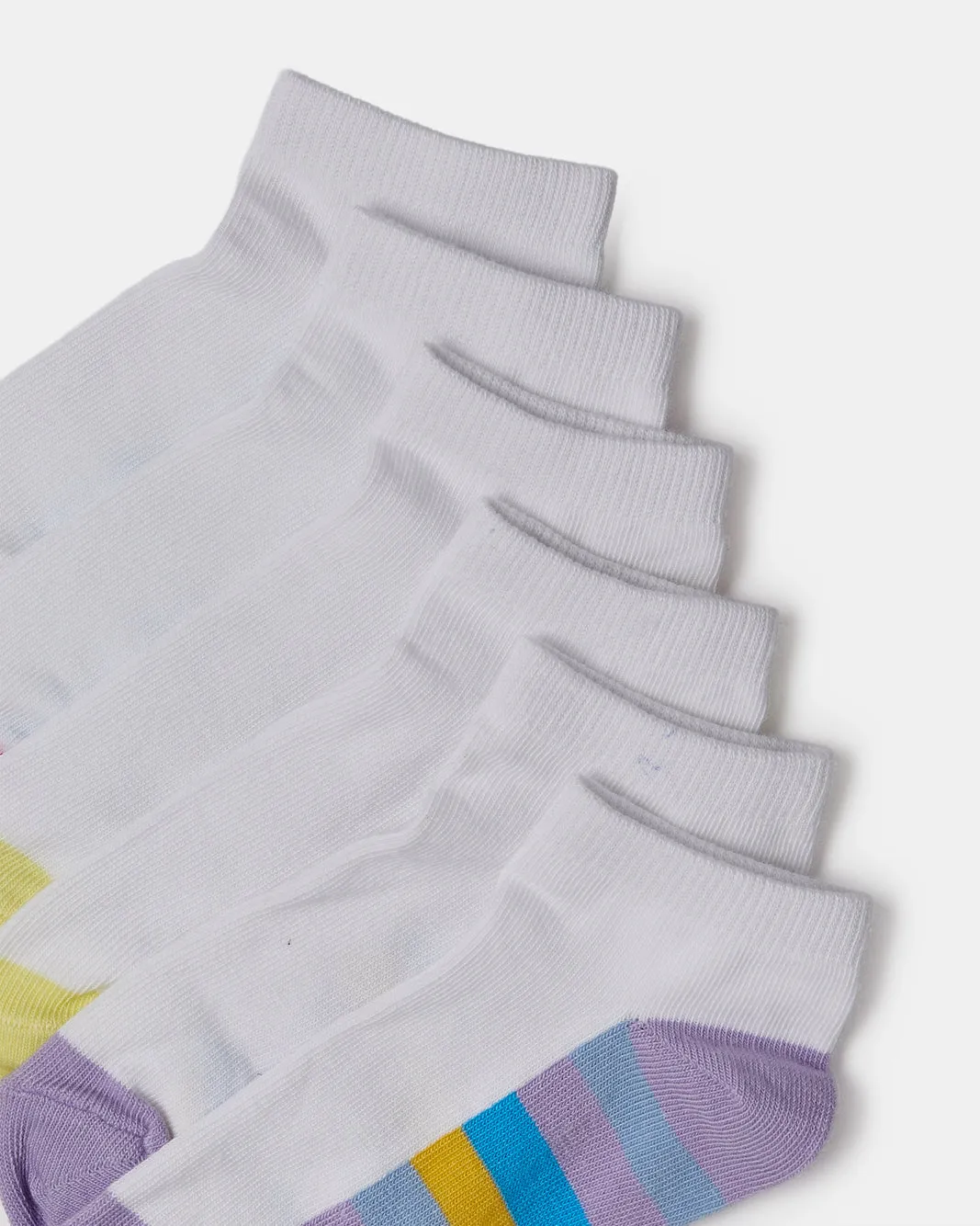 Girls White Jacquard Ankle Length Socks (3 Pairs) sold by Redtag product image thumbnail 3