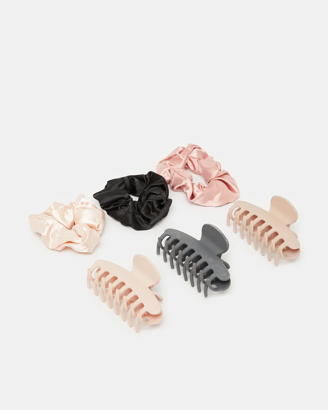 Girls Hair Claw And Scrunchy Set (Pack of 6) sold by Redtag product image thumbnail 2