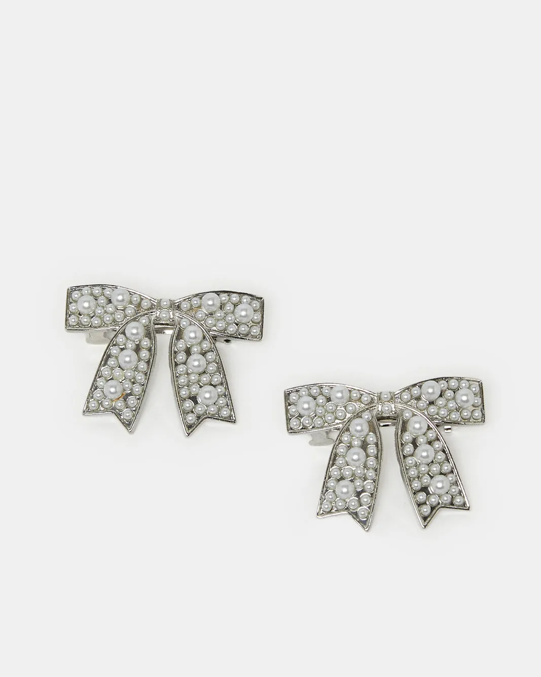 Girls White Pearls Hair Clip Set (Pack of 2) sold by Redtag