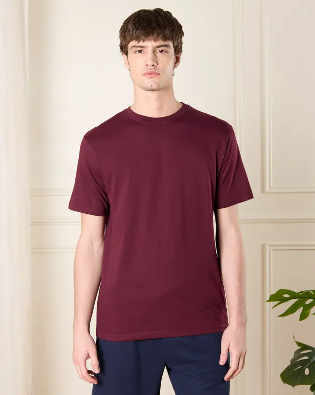 Men Burgundy Solid T-Shirt sold by Redtag
