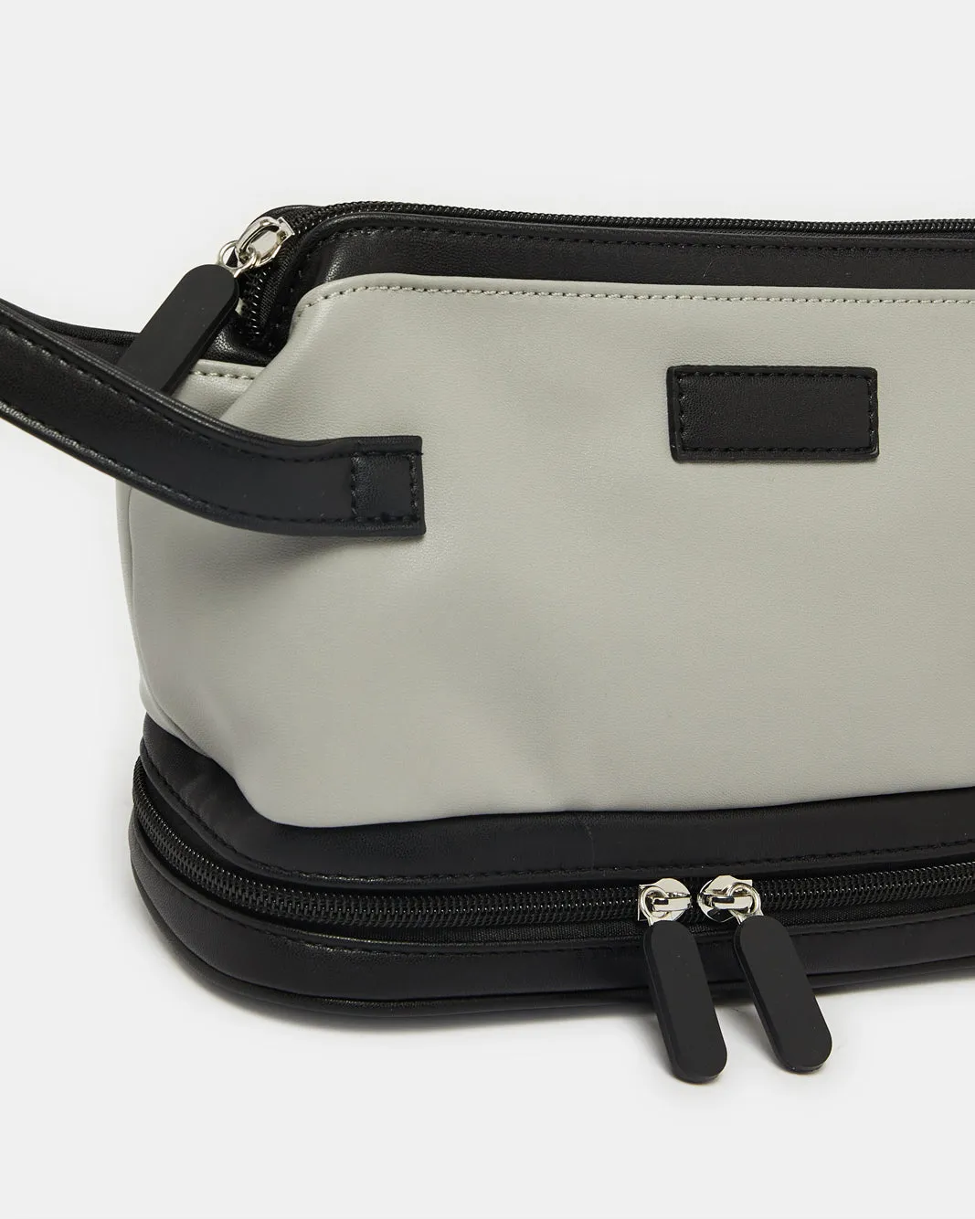 Men Black Toiletry Bag sold by Redtag product image thumbnail 3