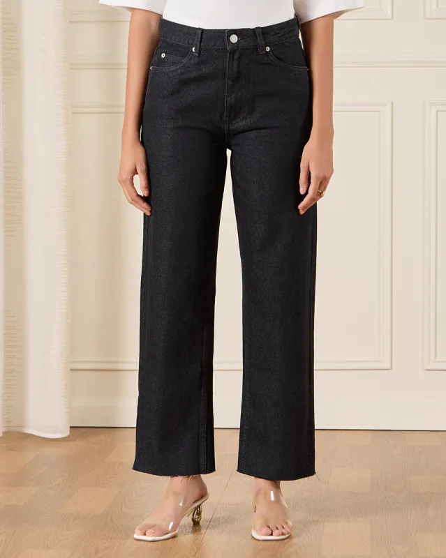 Women Black Plain Wide Leg Jeans sold by Redtag