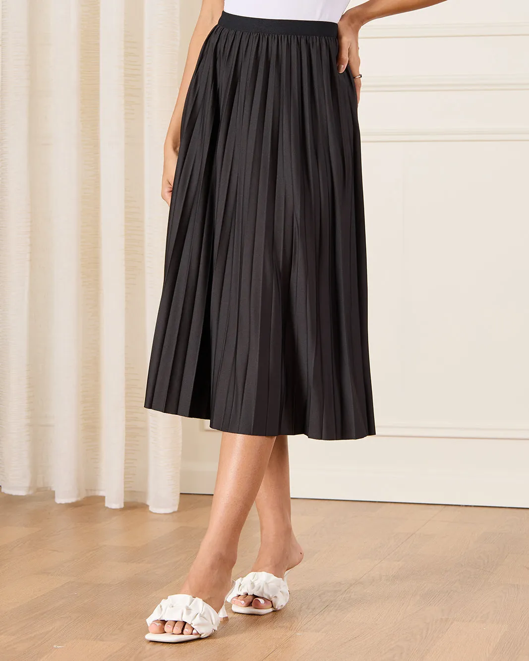 Women Black Pleated Skirt sold by Redtag