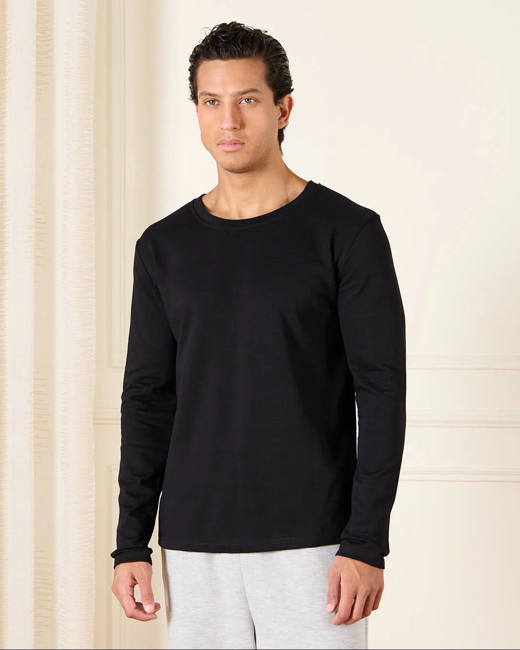 Men Black Plain T-Shirt sold by Redtag