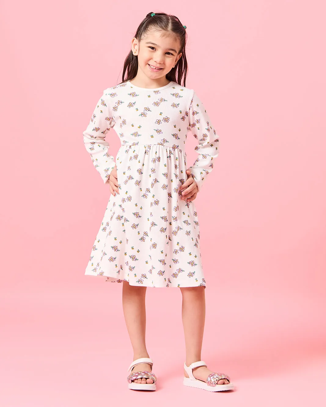 Girls Green And White Printed Dress Set (Pack of 2) sold by Redtag product image thumbnail 5