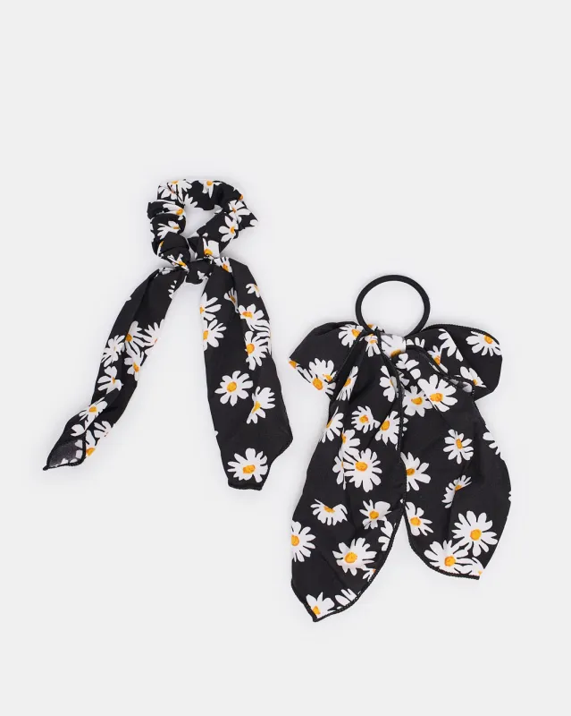 Women Black Floral Print Scrunchy Set (Pack of 2) sold by Redtag