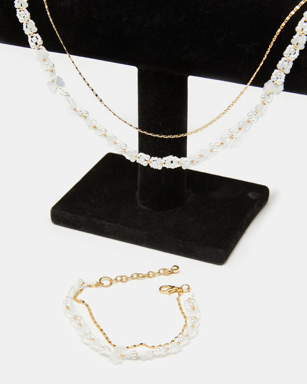 Girls Gold Embellished Necklace And Bracelet (2 Piece) sold by Redtag