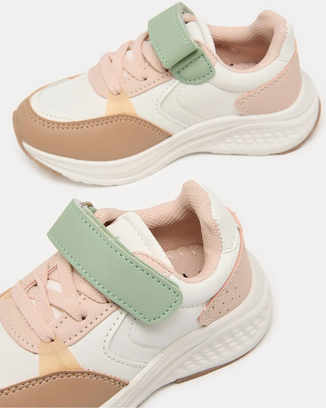 Girls White Colour Block Slim Runner sold by Redtag product image thumbnail 4