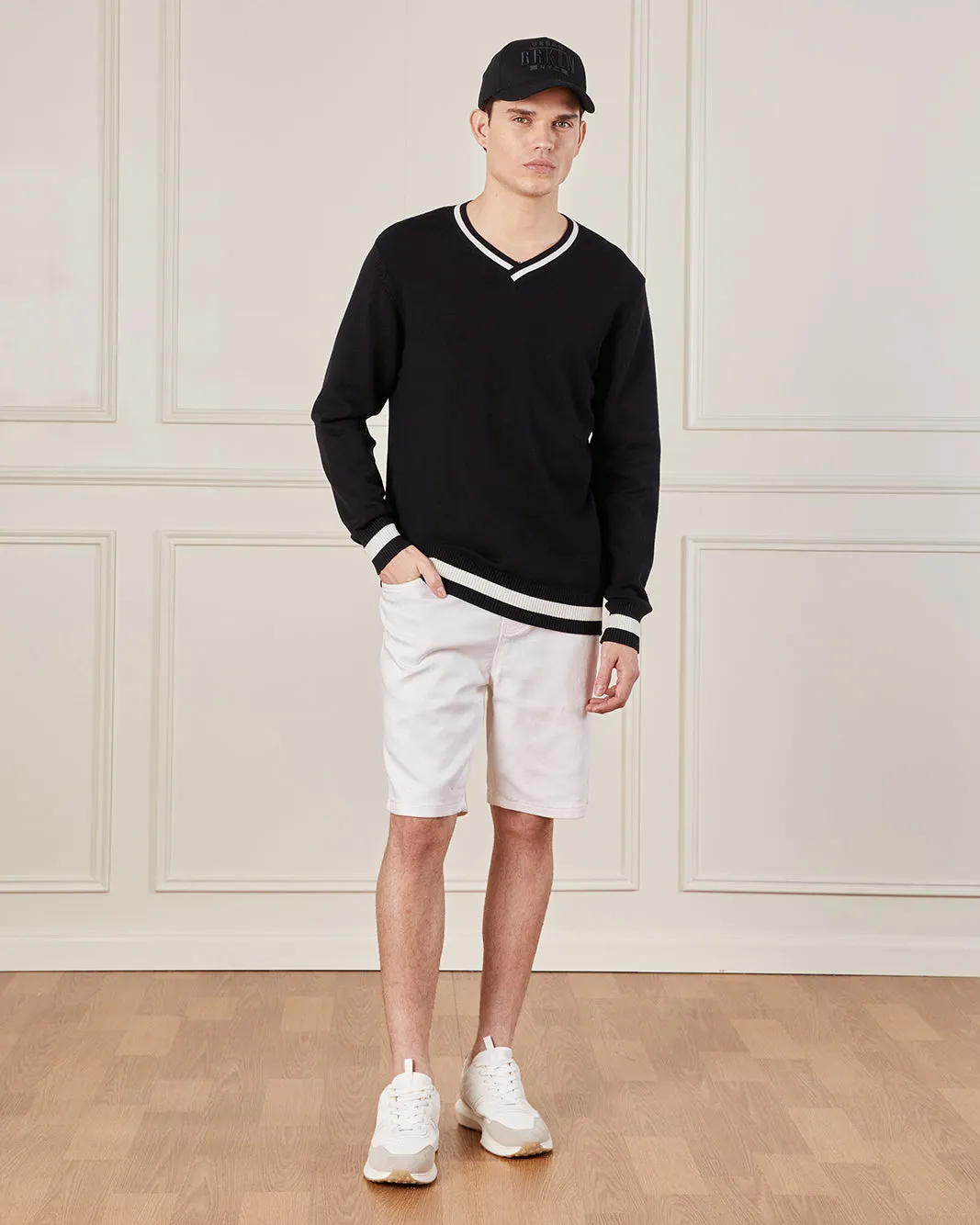 Men Black Solid Sweater sold by Redtag product image thumbnail 2