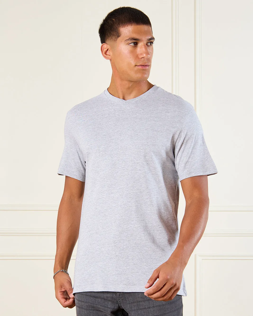 Men Grey Basic Solid T-Shirt sold by Redtag