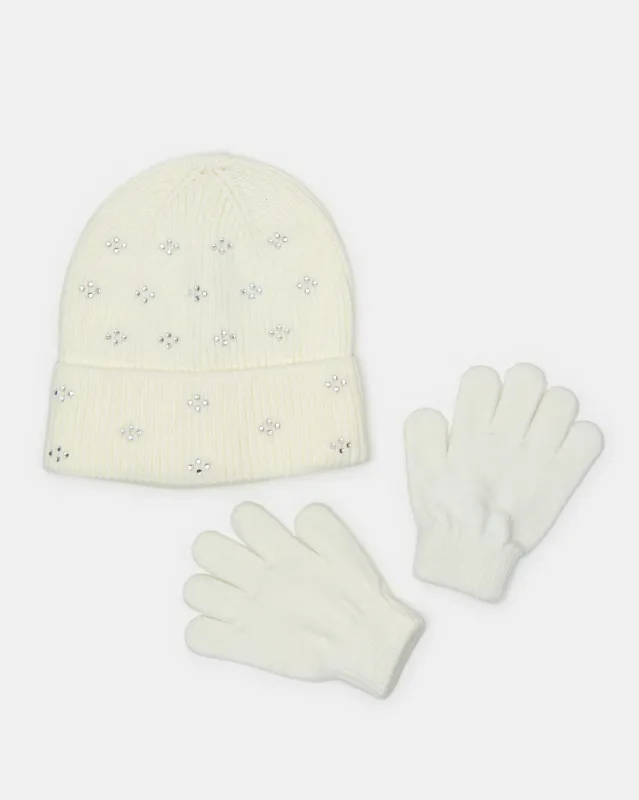 Girls White Knitted Scarf Set (2 Piece) sold by Redtag