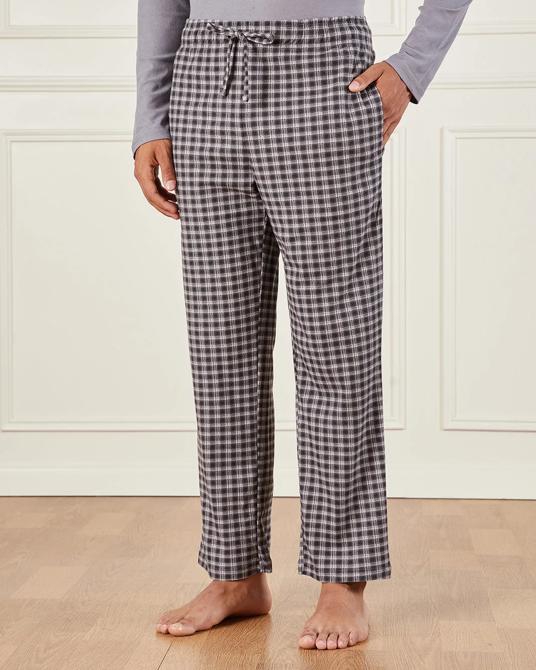 Men Grey Checkered Pyjama Set (2 Piece) sold by Redtag product image thumbnail 3