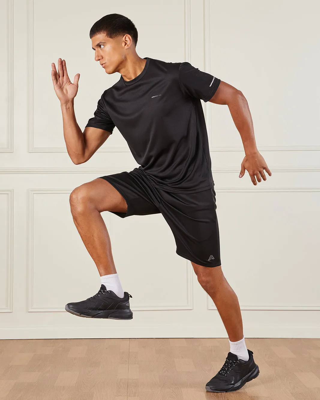 Men Black Printed Active T-Shirt sold by Redtag product image thumbnail 5