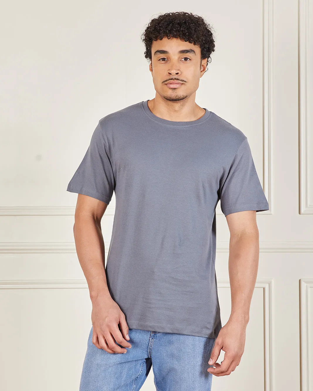 Men Grey Basic Solid T-Shirt sold by Redtag
