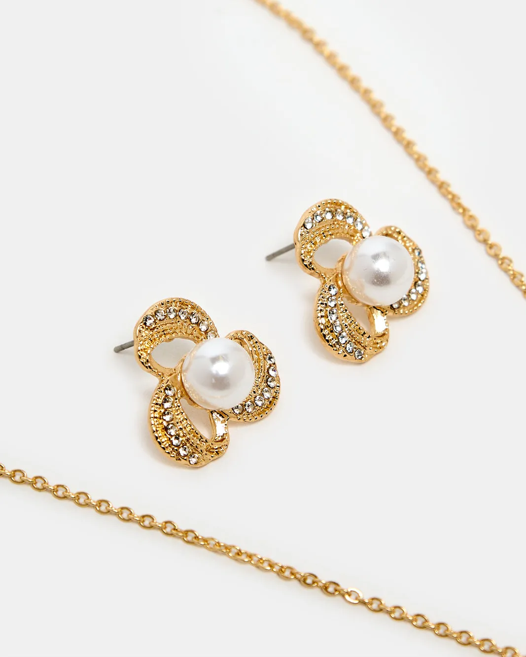 Women Gold Necklace And Earrings Set (2 Piece) sold by Redtag product image thumbnail 3