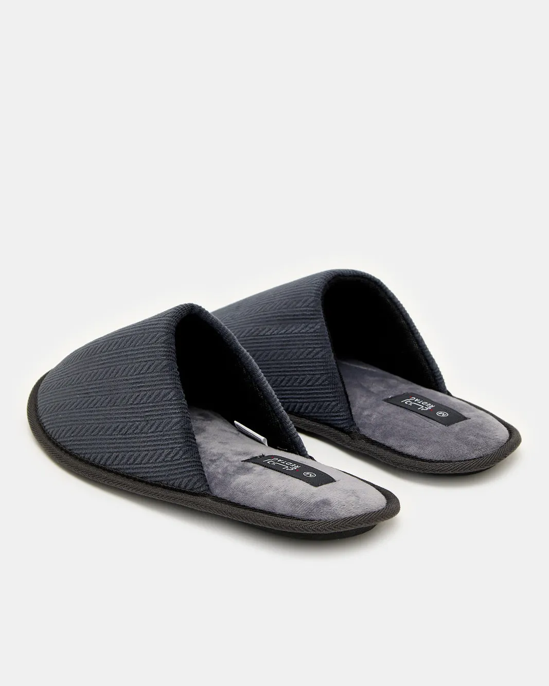 Men Charcoal Plain Slippers sold by Redtag product image thumbnail 4