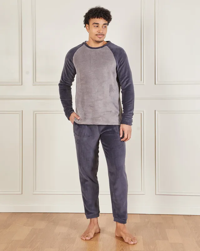 Men Charcoal Cosy Fleece Pyjama Set (2 Piece) sold by Redtag