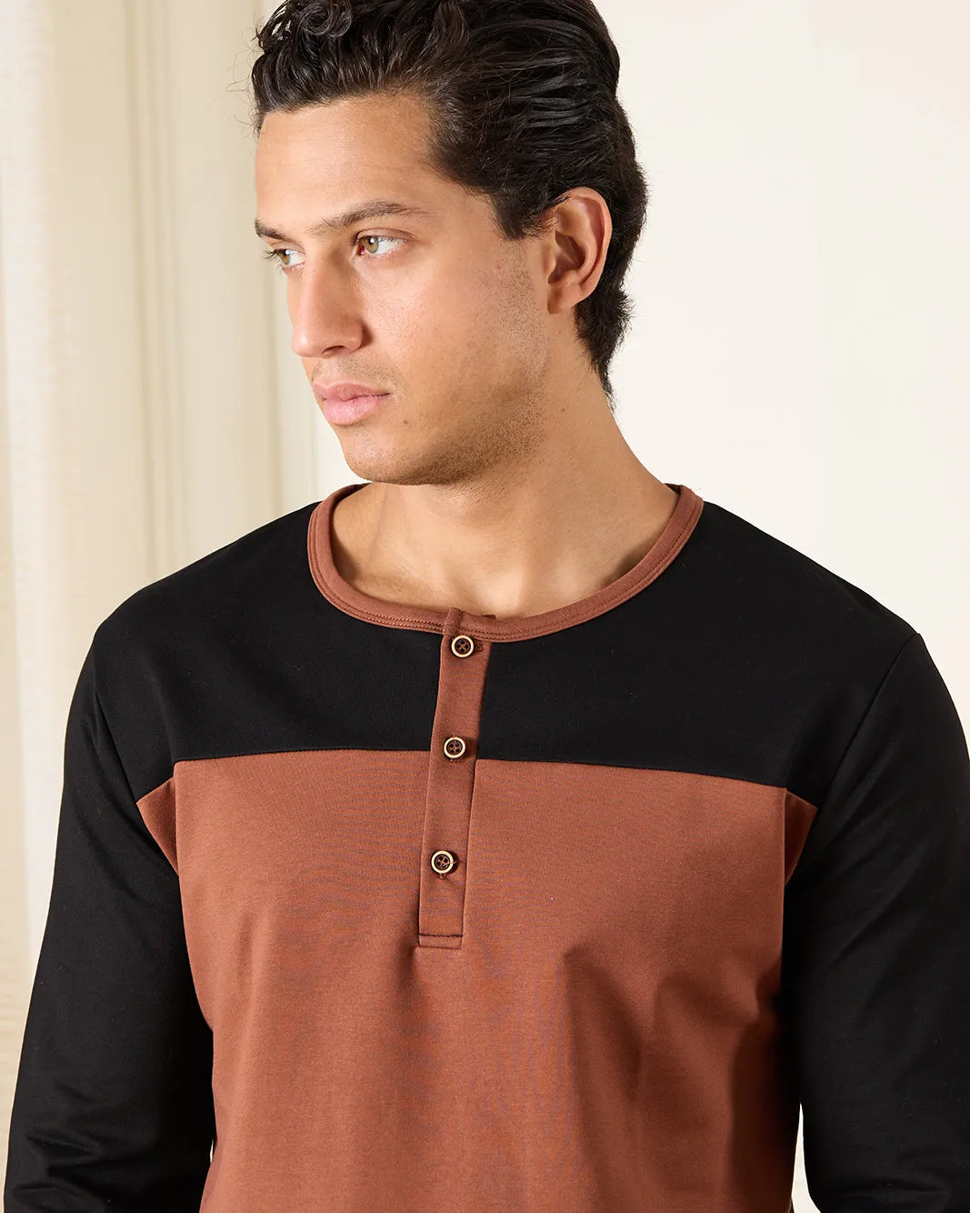 Men Black Basic T-shirt sold by Redtag product image thumbnail 4